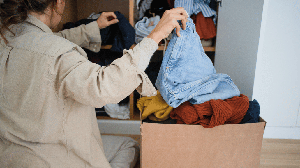 How to Help Your Senior Reduce Clutter & Stay Safe at Home